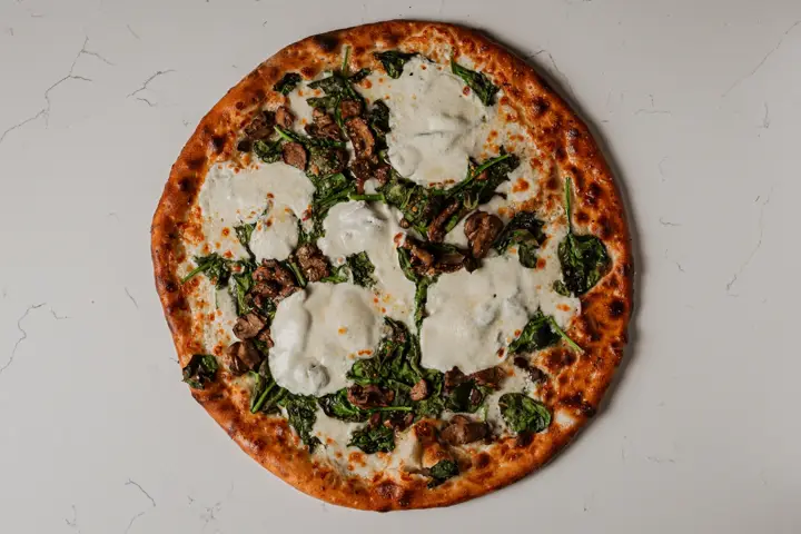 Spinach & Mushroom Pizza from Pazza Pizza